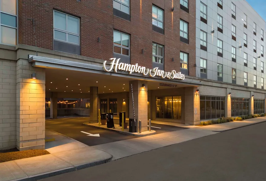 Hampton Inn & Suites Worcester hotel detail image 2