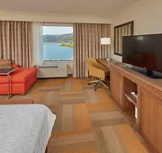 Hampton Inn & Suites Hood River hotel detail image 7