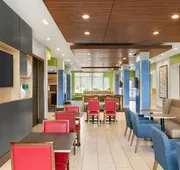 Holiday Inn Express & Suites Salisbury by IHG hotel detail image 3