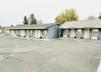 The Davenport Motel hotel thumbnail 2