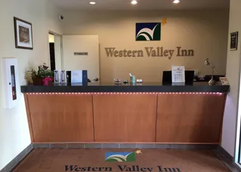 Western Valley Inn hotel thumbnail 3