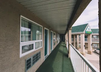 Western Valley Inn hotel thumbnail 5