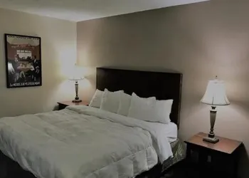 Quality Inn hotel thumbnail 4