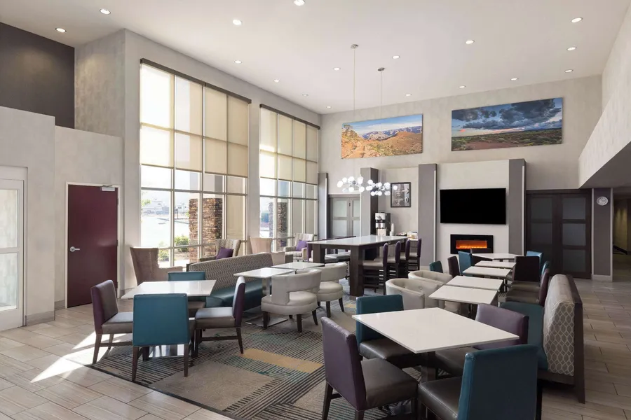 La Quinta Inn & Suites by Wyndham Williams-Grand Canyon Area hotel detail image 6