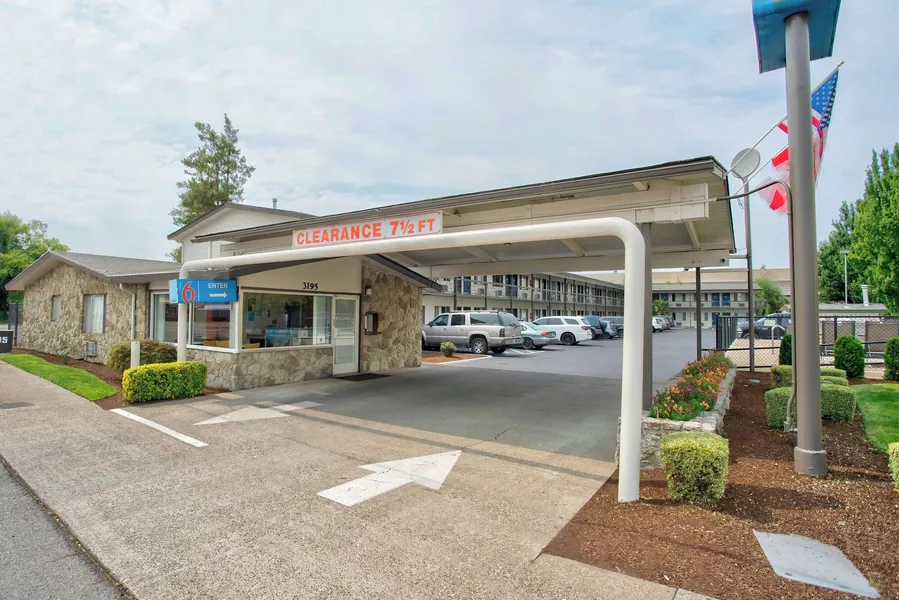 Motel 6 Salem, OR - Expo Center hotel detail image 2