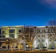 La Quinta Inn & Suites by Wyndham Kearney hotel detail image 3