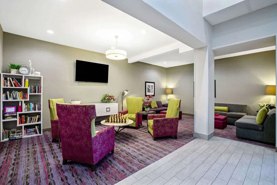 La Quinta Inn & Suites by Wyndham Kearney hotel detail image 6