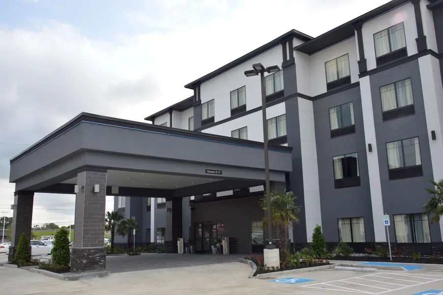 Best Western Plus Prien Lake Hotel & Suites - Lake Charles hotel detail image 2