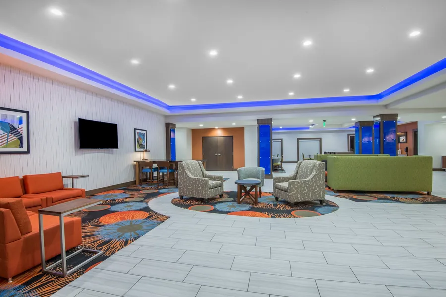 Holiday Inn Express & Suites Stillwater - University Area by IHG hotel detail image 2