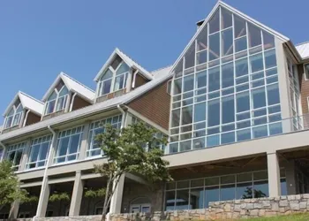 Amicalola Falls State Park & Lodge hotel thumbnail 2