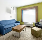 Holiday Inn Express & Suites Oakhurst - Yosemite Park Area by IHG hotel detail image 7