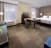 Hampton Inn & Suites Falls Church hotel detail image 7