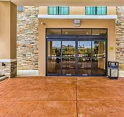 Comfort Suites Houston I45 North hotel detail image 4