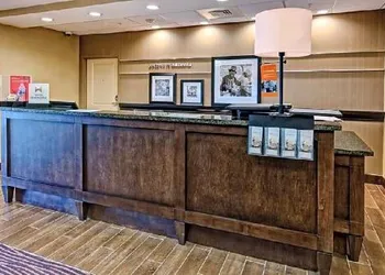 Hampton Inn Indianola hotel thumbnail 2