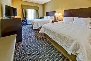 Hampton Inn Indianola hotel thumbnail 3