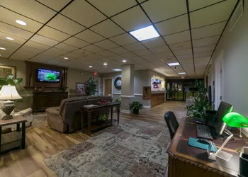 Moncks Corner Inn hotel thumbnail 3