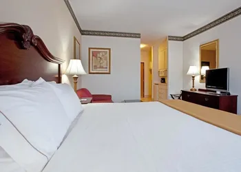 Moncks Corner Inn hotel thumbnail 5