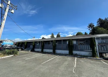 Island West Resort hotel thumbnail 4