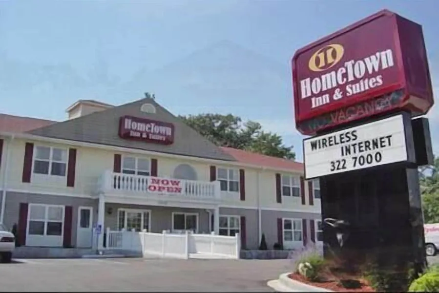 HomeTown Inn & Suites hotel detail image 2
