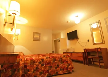 Sunset Motel hotel thumbnail 7