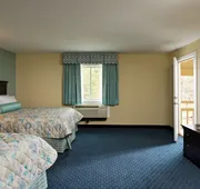 Wellfleet Motel and Lodge hotel detail image 5