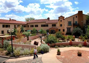 La Posada Hotel hotel thumbnail 4