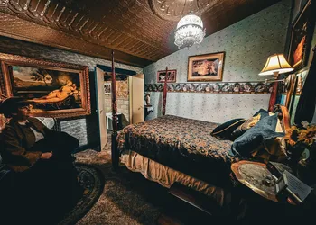 Historic Farnsworth House Inn hotel thumbnail 3