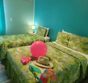 Upper Deck Hotel and Bar - Adults Only hotel detail image 7