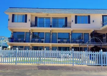 Paradise Inn hotel thumbnail 2