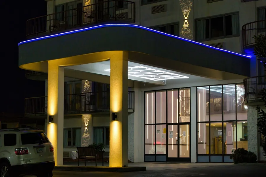 Park Tower Inn hotel detail image 2
