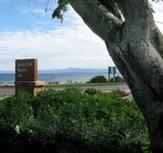 Qualicum Beach Inn hotel detail image 3