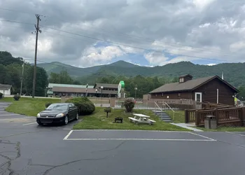 Castlewood Inn hotel thumbnail 7