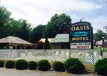 Adirondack Oasis Motel hotel thumbnail 4