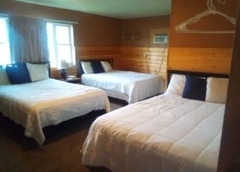 Two Rivers Inn West hotel thumbnail 8