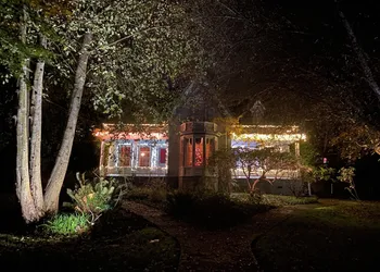 Shaw House Inn hotel thumbnail 4