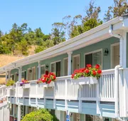 Bluebird Inn hotel detail image 3