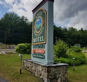 White Mountain Motel And Cottages hotel detail image 5