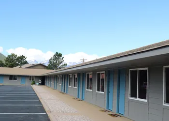Columbine Inn hotel thumbnail 2