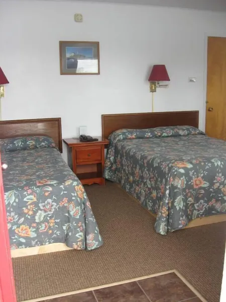 Summerside Motel & Cottages hotel detail image 2