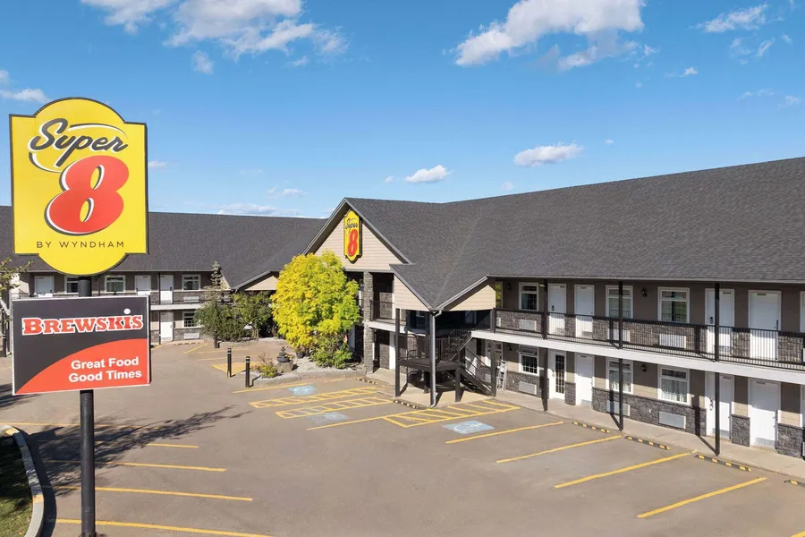 Super 8 Fort McMurray hotel detail image 6