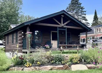Beach Cottage Inn hotel thumbnail 2