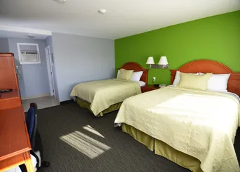 Nipissing Inn hotel thumbnail 8