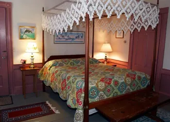Simmons Homestead Inn hotel thumbnail 8