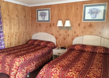 Simpson's Motel hotel thumbnail 6