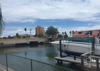 Sea Jay Motel & Marina hotel thumbnail 8