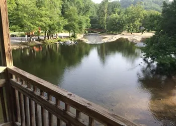 Drama Inn hotel thumbnail 5