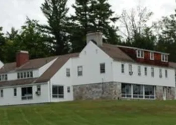 New Hampshire Mountain Inn hotel thumbnail 2