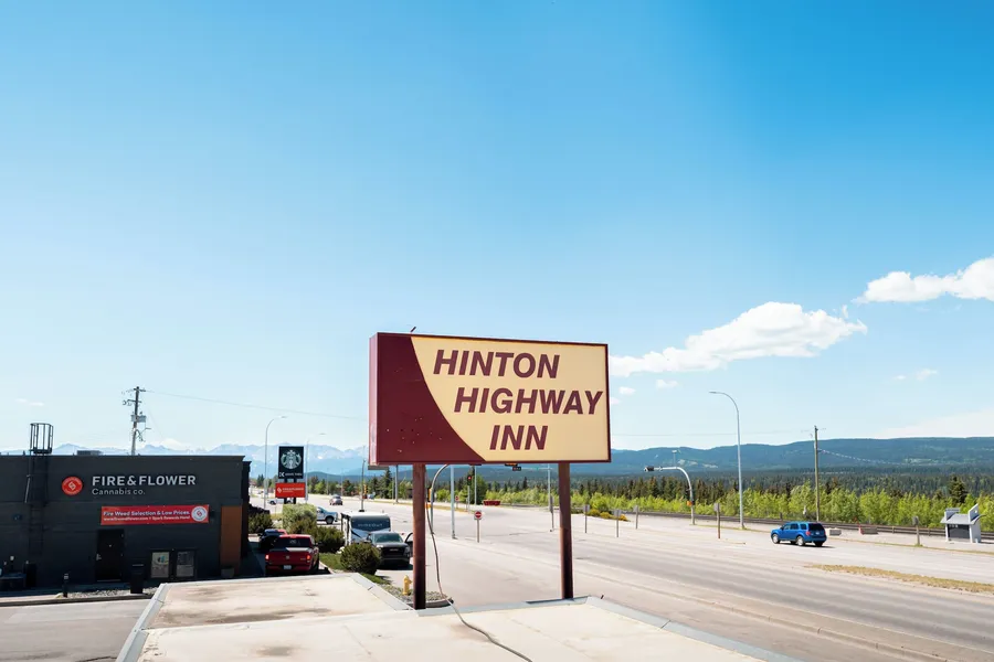 Hinton Highway Inn hotel detail image 6
