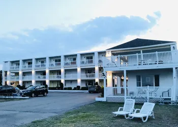 Sunrise Motel hotel thumbnail 7