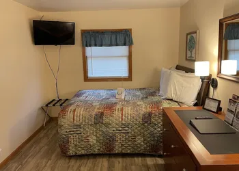 Whitetail Creek Resort hotel thumbnail 4